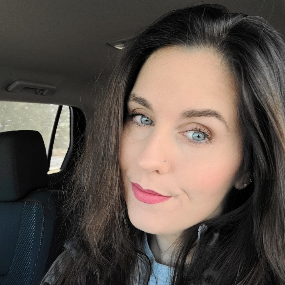 Meet your Posher, Jennifer